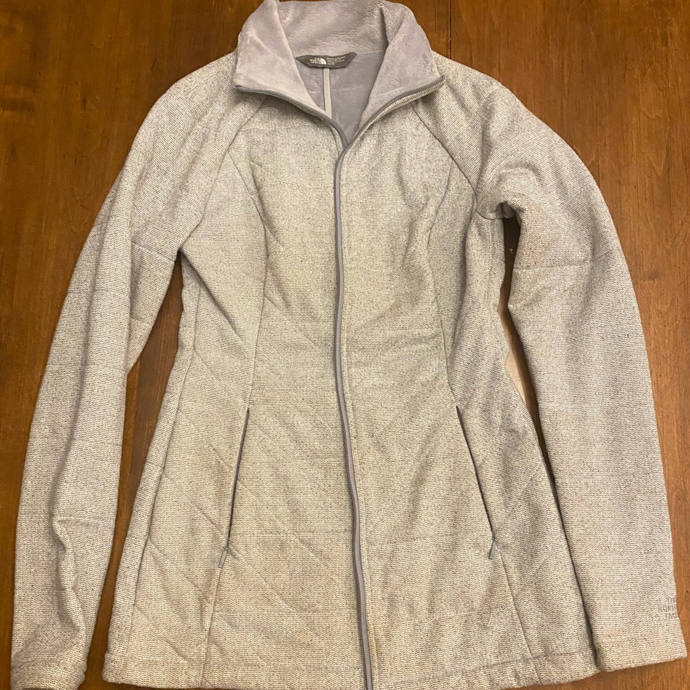 North Face Woman’s lightweight jacket